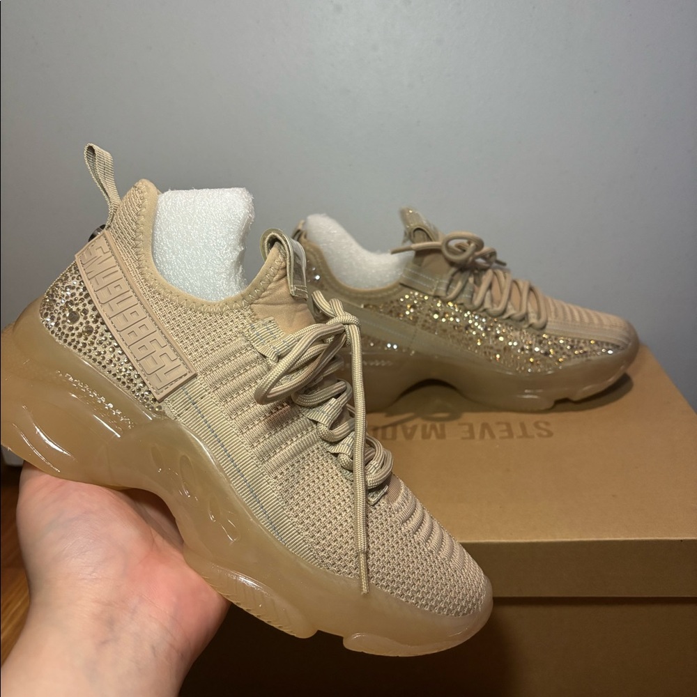 Steve Madden Maxima Shoe